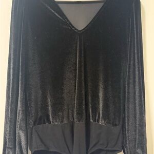 Elegant Black Velvet Women's Top